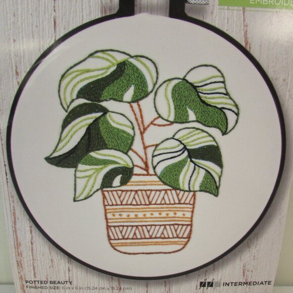 Bucilla 'Potted Beauty' Stamped Embroidery Kit NEW - Picture 2 of 8